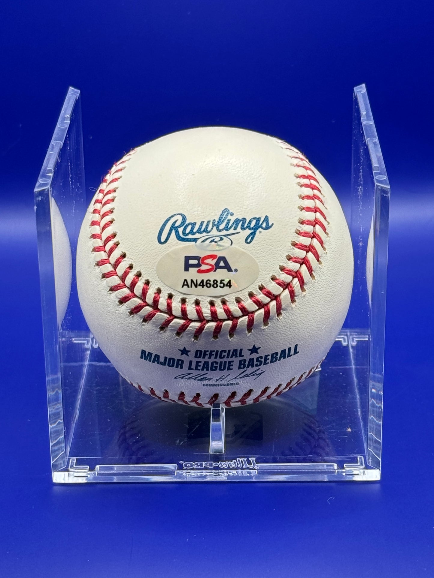 Jeff Bagwell Autographed Baseball - PSA Authenticated